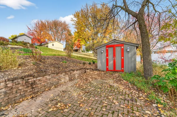 $697,900 | 1881 West Main Street, Little Chute, WI 54911