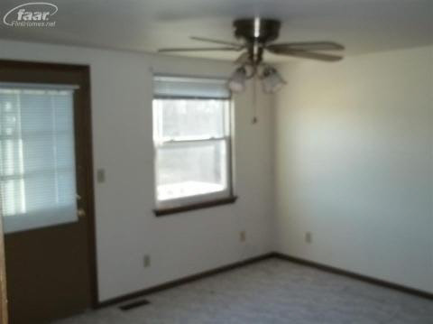 16521 Linden Road Fenton, MI 48430 - Photo 5 of 9 20181603-4.JPG
