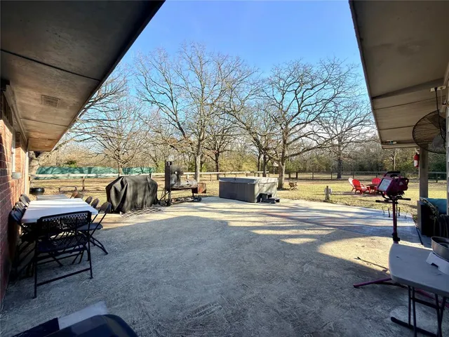 $749,000 | 29029 County Road 2100, Kemp, TX 75143