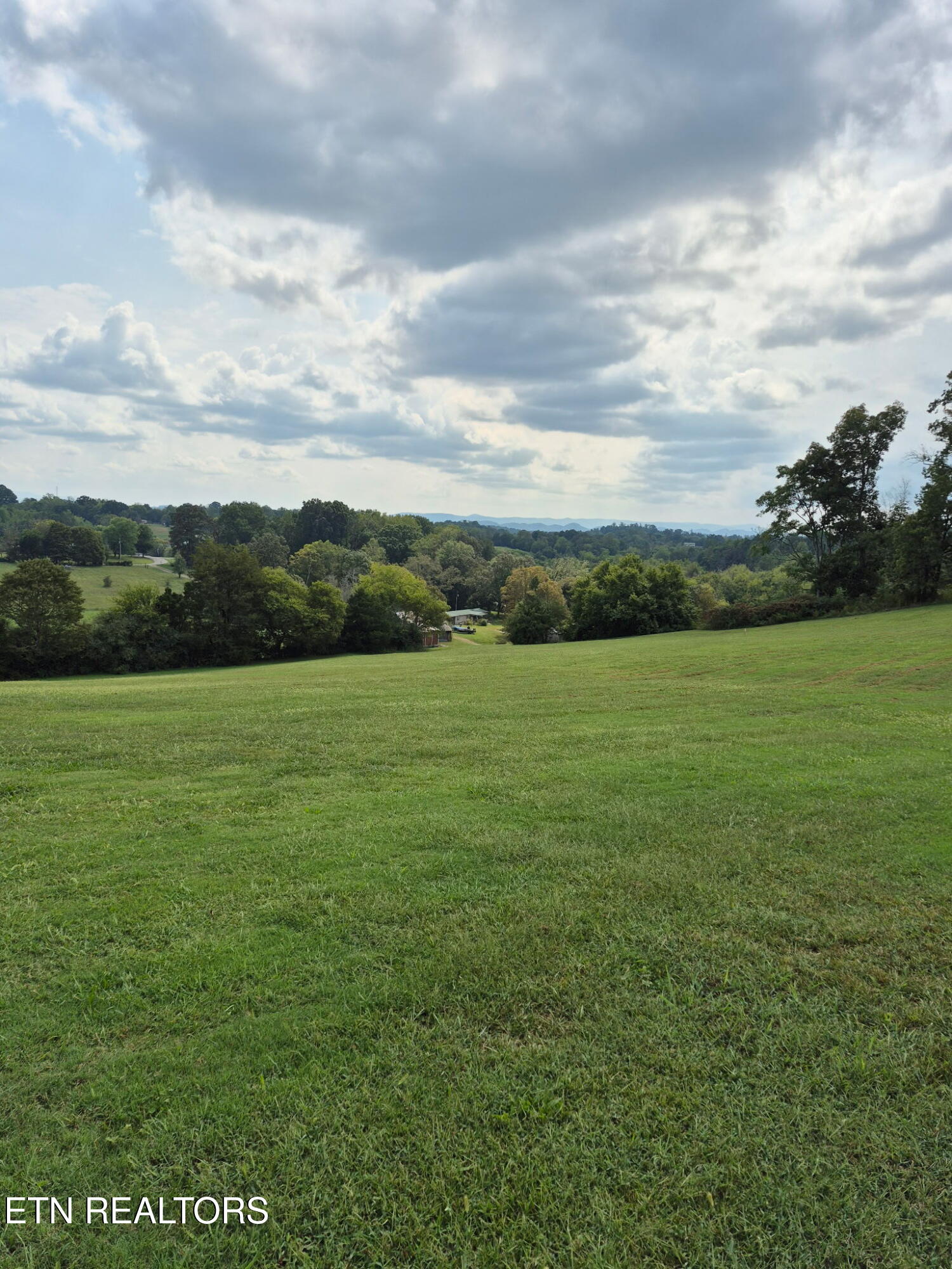 253 Old Christianburg Road Madisonville, TN 37354 - Photo 13 of 32 IMG_20251014_085851