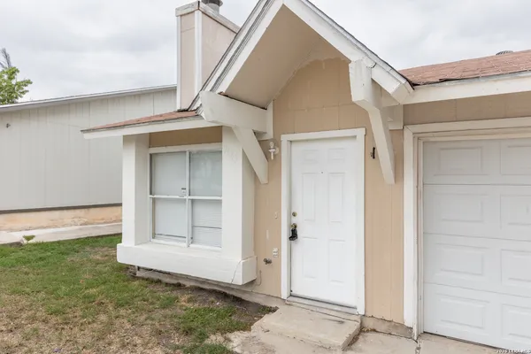 $1,200 | 9643 Bratton Drive, San Antonio, TX 78245