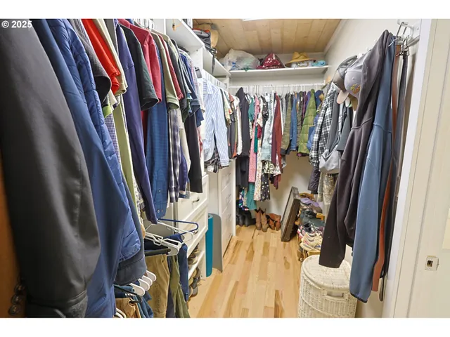 $795,000 | 58894 Old Railroad Grade Road, Coquille, OR 97423