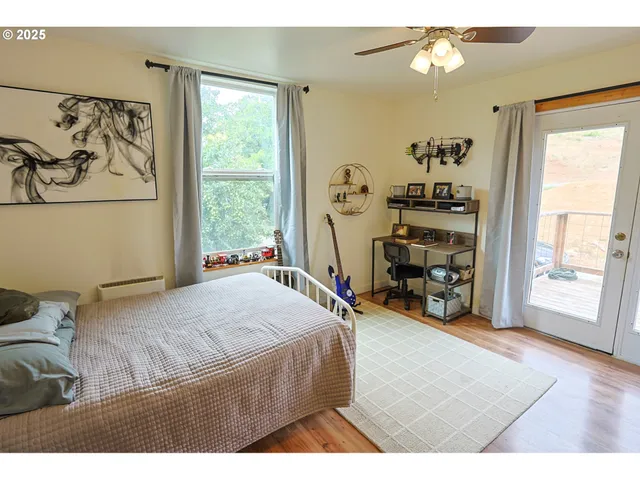 $795,000 | 58894 Old Railroad Grade Road, Coquille, OR 97423