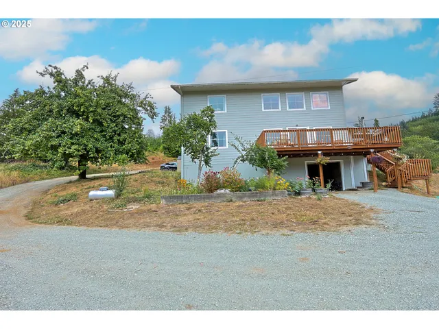 $795,000 | 58894 Old Railroad Grade Road, Coquille, OR 97423