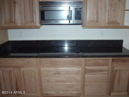 1639 West Irvine Road Phoenix, AZ 85086 - Photo 14 of 61 Kitchen 6
