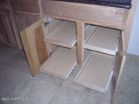 1639 West Irvine Road Phoenix, AZ 85086 - Photo 17 of 61 Kitchen 9