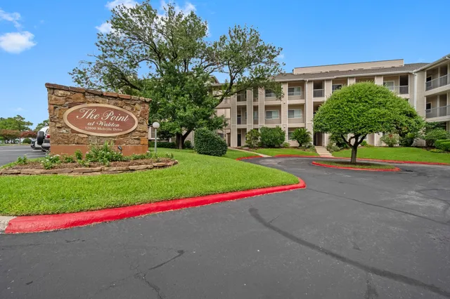 $299,900 | 12800 Melville Drive, Unit B207, Montgomery, TX 77356