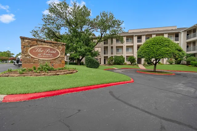 $299,900 | 12800 Melville Drive, Unit B207, Montgomery, TX 77356