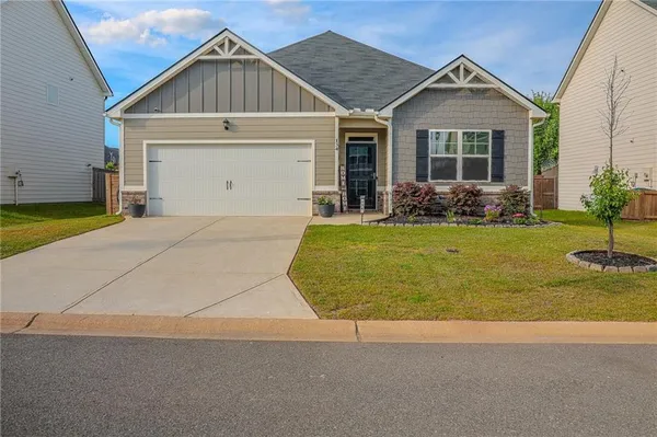 $305,000 | 134 Farmers Way, Perry, GA 31069