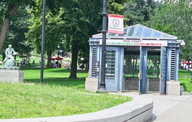 a car parked in front of a building