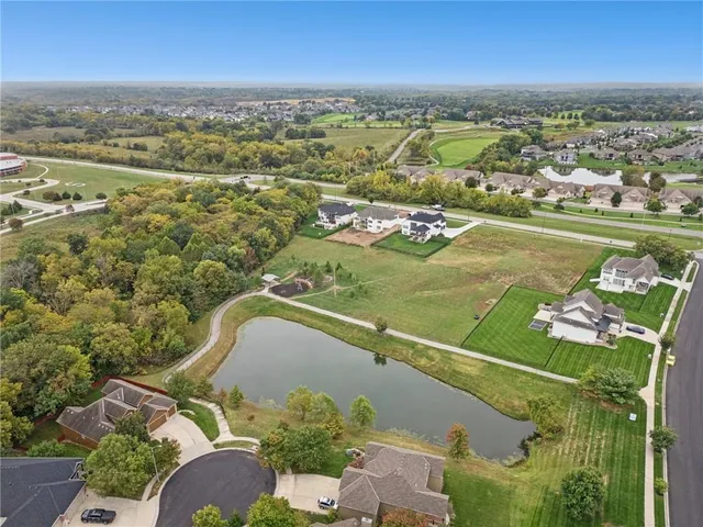 $545,000 | 2210 Northeast 111th Street, Kansas City, MO 64155