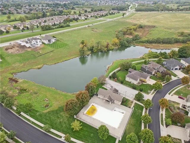 $545,000 | 2210 Northeast 111th Street, Kansas City, MO 64155