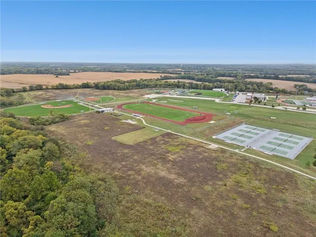 $545,000 | 2210 Northeast 111th Street, Kansas City, MO 64155