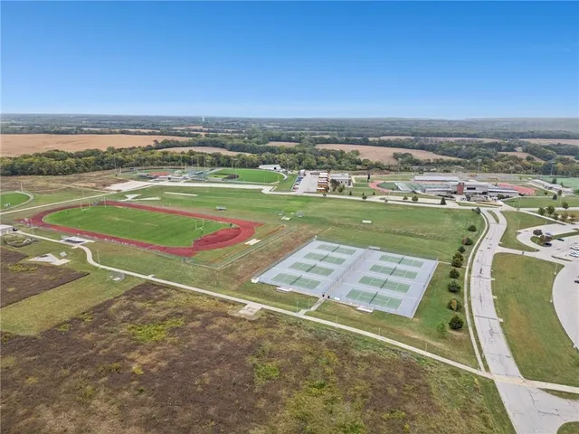 $545,000 | 2210 Northeast 111th Street, Kansas City, MO 64155