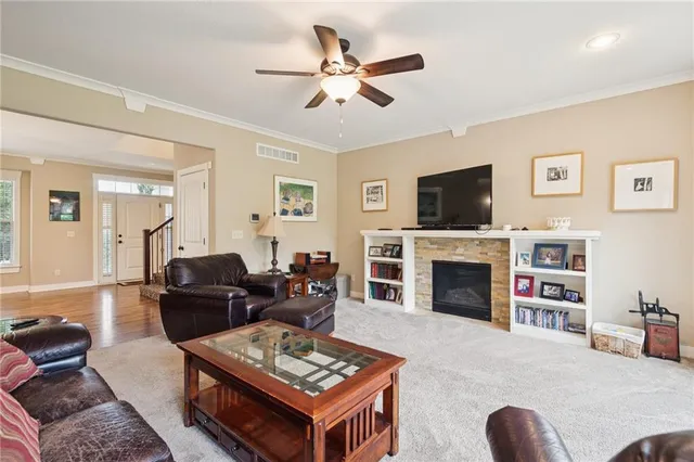 $545,000 | 2210 Northeast 111th Street, Kansas City, MO 64155