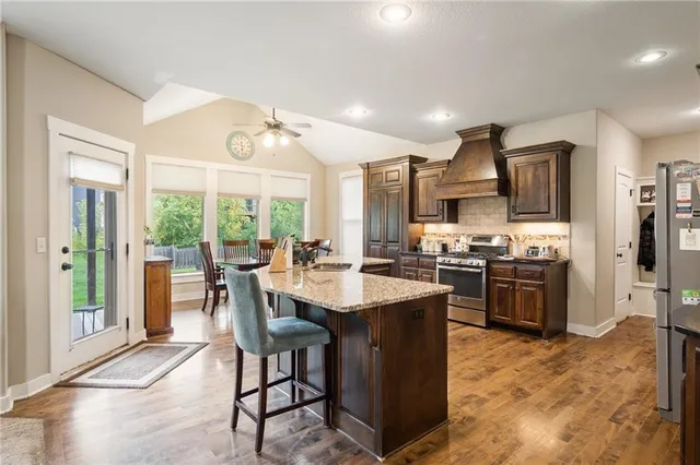 $545,000 | 2210 Northeast 111th Street, Kansas City, MO 64155