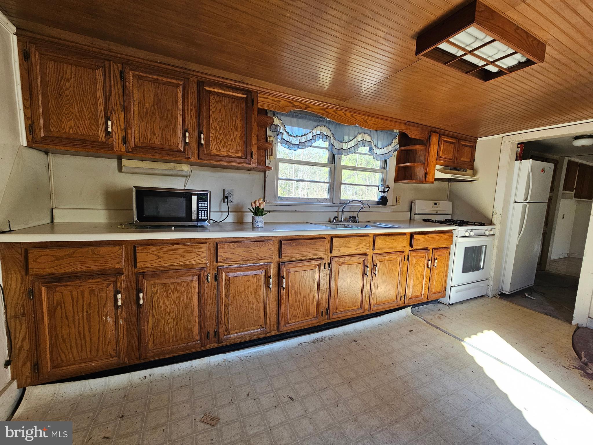 27256 Nevitte Muir Road Westover, MD 21871 - Photo 3 of 36 Gallery Image 3