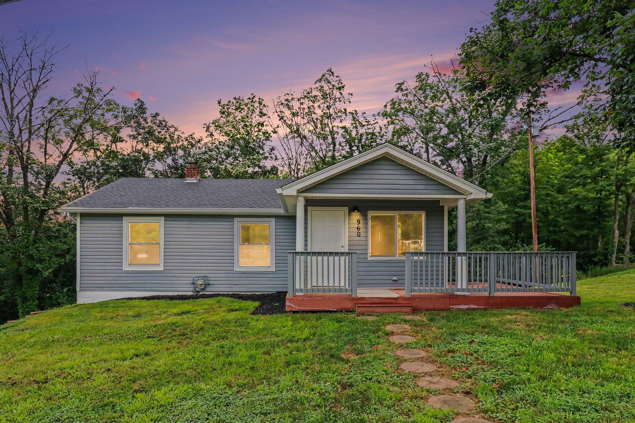960 Ridgeview Drive Florence, KY 41042 - Photo 2 of 18 file_6650