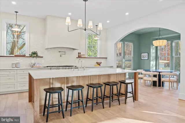 $2,985,000 | 14 West Bellefonte Avenue, Alexandria, VA 22301