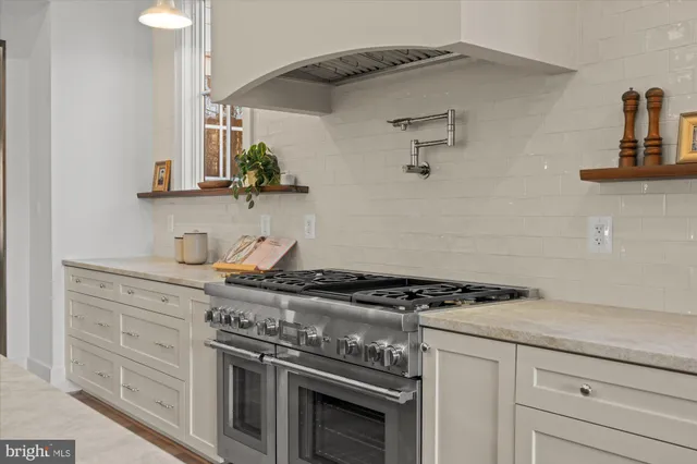 $2,985,000 | 14 West Bellefonte Avenue, Alexandria, VA 22301