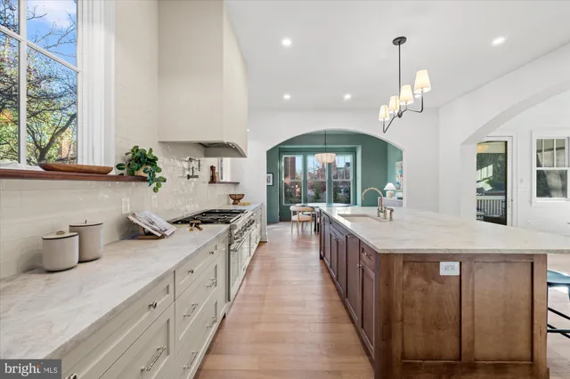 $2,985,000 | 14 West Bellefonte Avenue, Alexandria, VA 22301