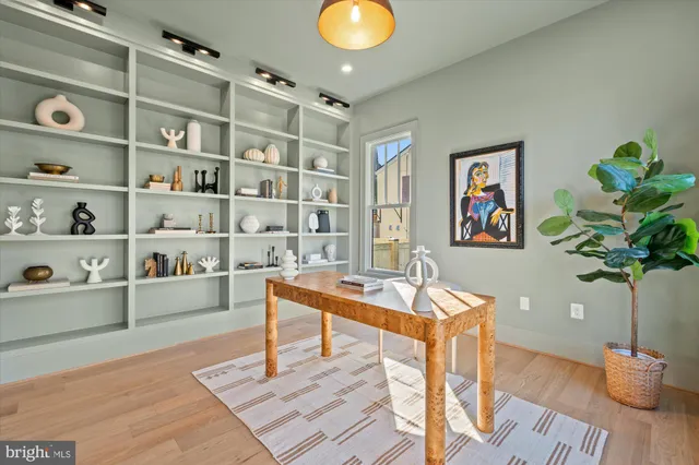 $2,985,000 | 14 West Bellefonte Avenue, Alexandria, VA 22301
