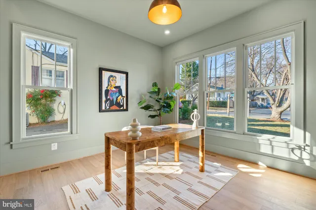 $2,985,000 | 14 West Bellefonte Avenue, Alexandria, VA 22301