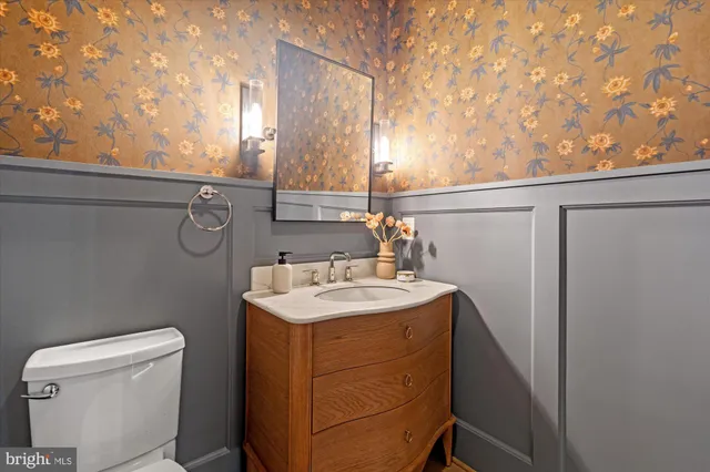 $2,985,000 | 14 West Bellefonte Avenue, Alexandria, VA 22301