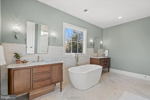 $2,985,000 | 14 West Bellefonte Avenue, Alexandria, VA 22301