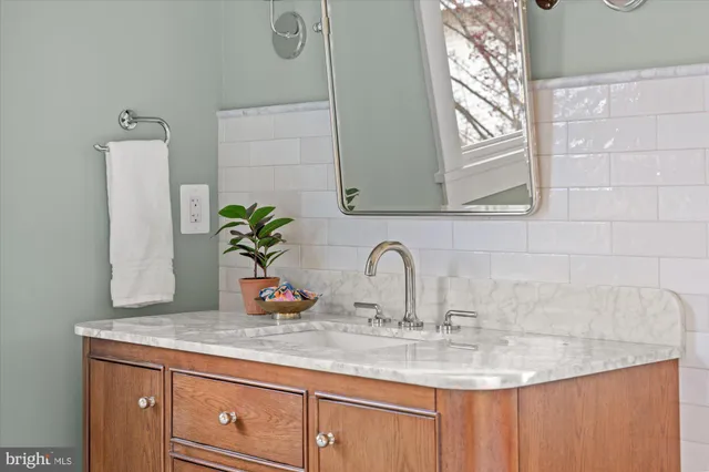 $2,985,000 | 14 West Bellefonte Avenue, Alexandria, VA 22301