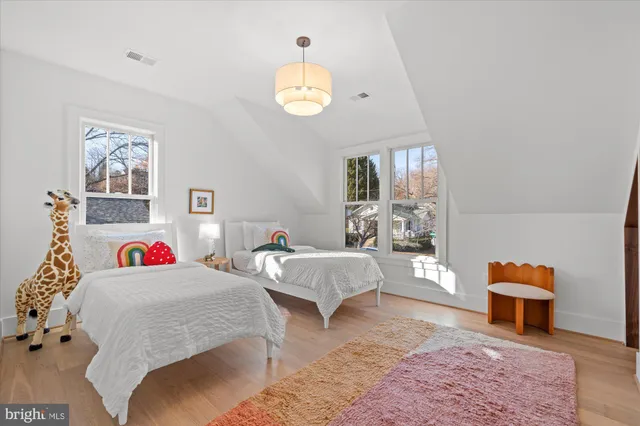 $2,985,000 | 14 West Bellefonte Avenue, Alexandria, VA 22301