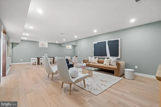 $2,985,000 | 14 West Bellefonte Avenue, Alexandria, VA 22301