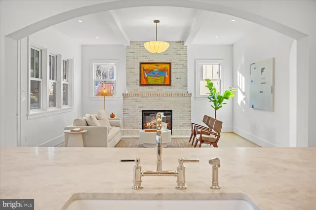 $2,985,000 | 14 West Bellefonte Avenue, Alexandria, VA 22301