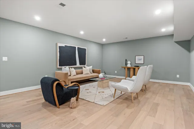 $2,985,000 | 14 West Bellefonte Avenue, Alexandria, VA 22301