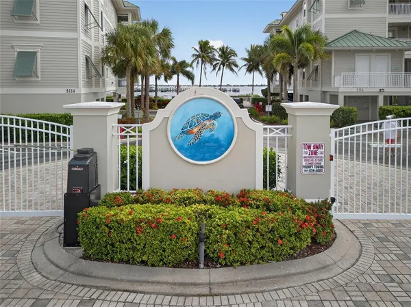 $349,900 | 5116 Melbourne Street, Unit B303, Punta Gorda, FL 33980