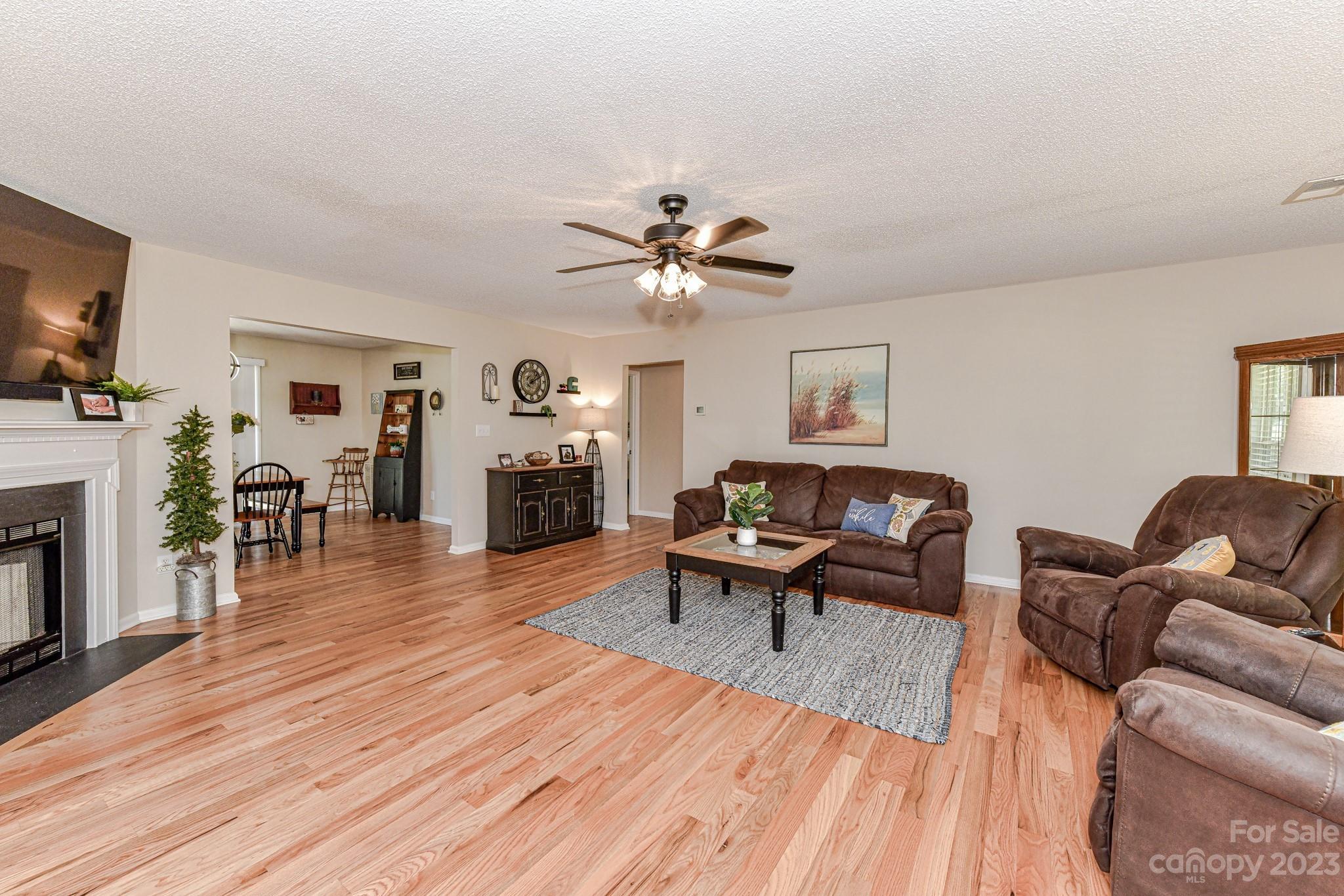 1670 Pioneer Road York, SC 29745 - Photo 5 of 27 Gallery Image 5