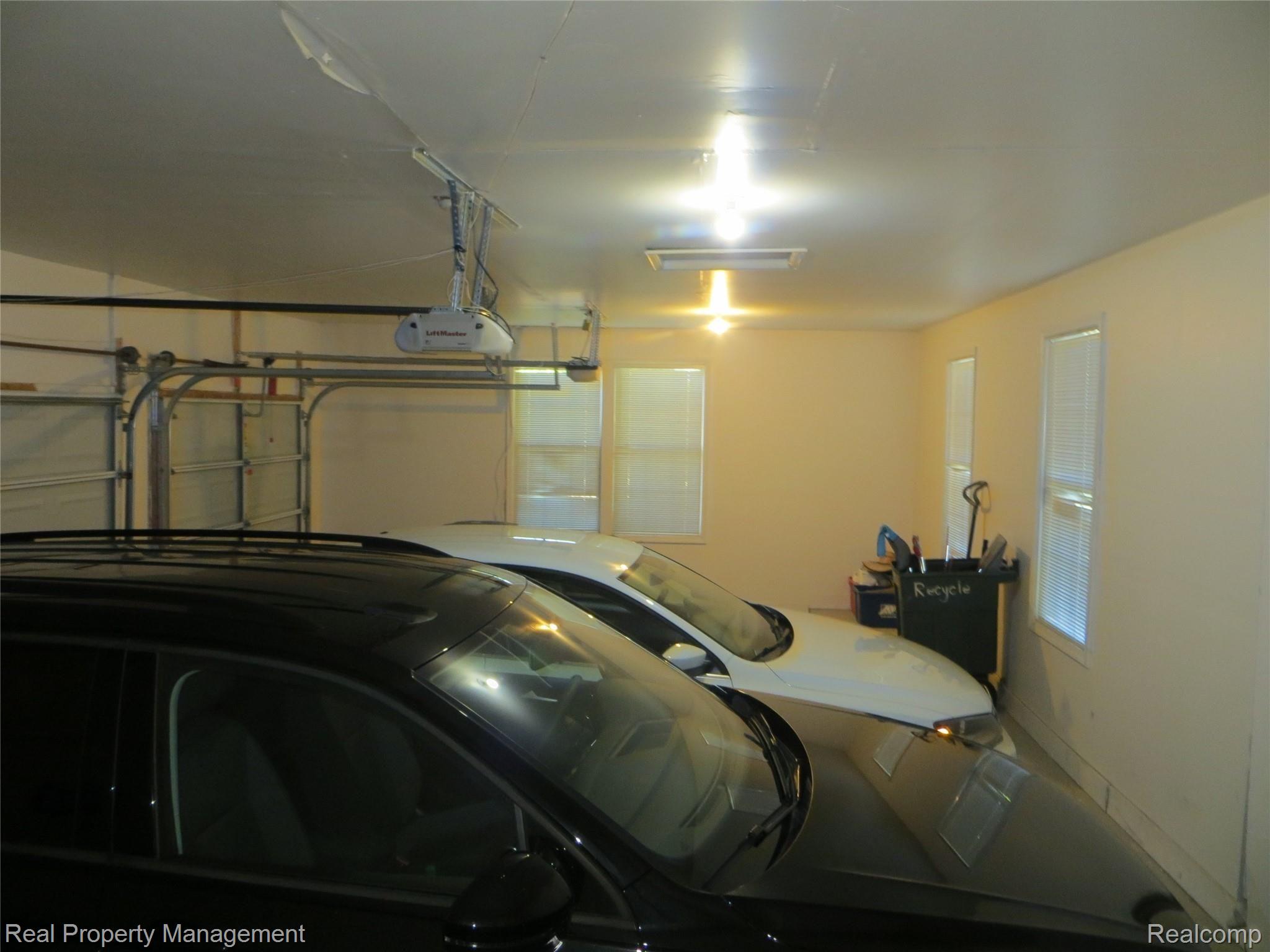 5650 Stonehaven Boulevard Rochester, MI 48306 - Photo 59 of 59 IMG_6678.JPG