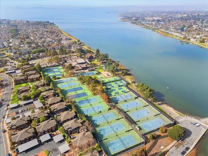 $695,000 | 631-631 Centre Court, Alameda, CA 94502