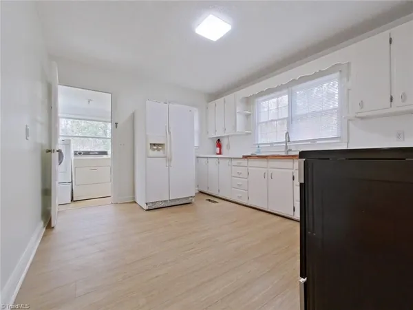 $1,200 | 3617 Old Greensboro Road, Thomasville, NC 27360