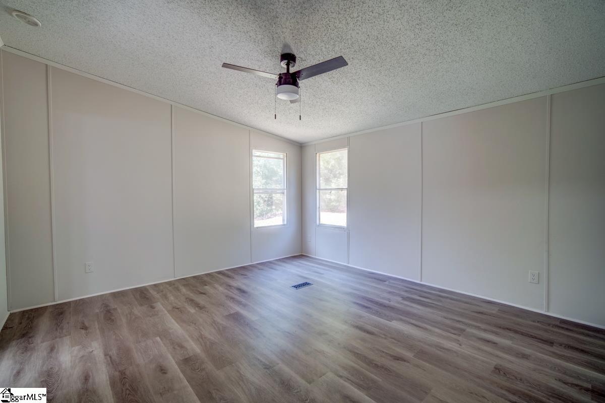 340 Henderson Road Easley, SC 29642 - Photo 18 of 30 Gallery Image 18