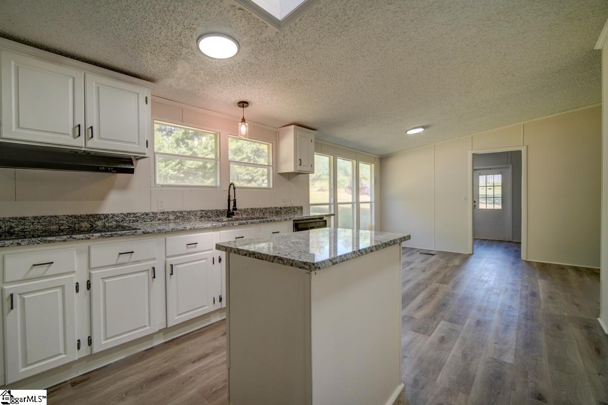 340 Henderson Road Easley, SC 29642 - Photo 10 of 30 Gallery Image 10