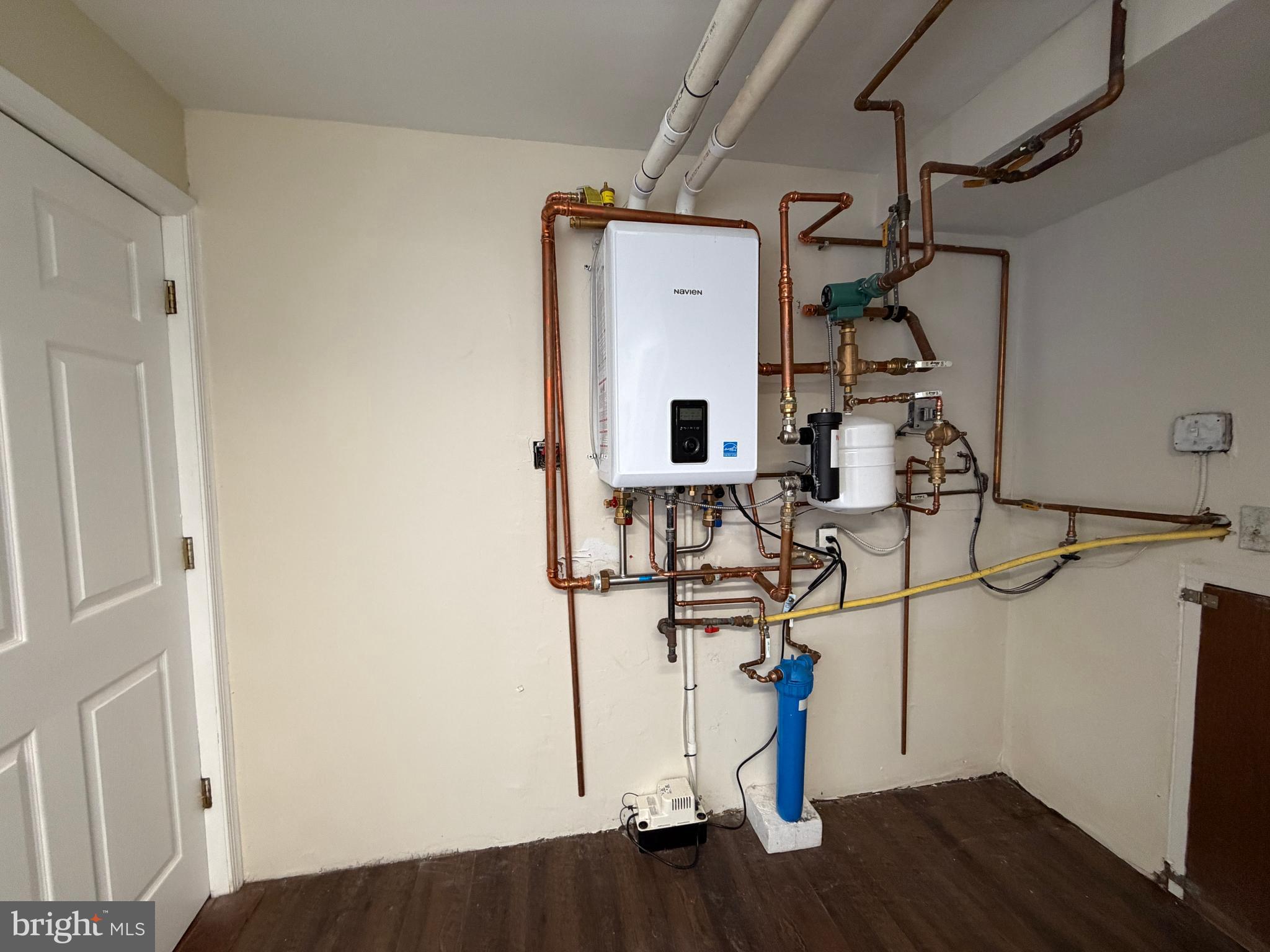126 Dale Road Willow Grove, PA 19090 - Photo 43 of 50 Energy-Efficient Tankless Water Heater