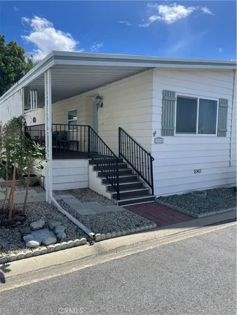 a view of house entrance