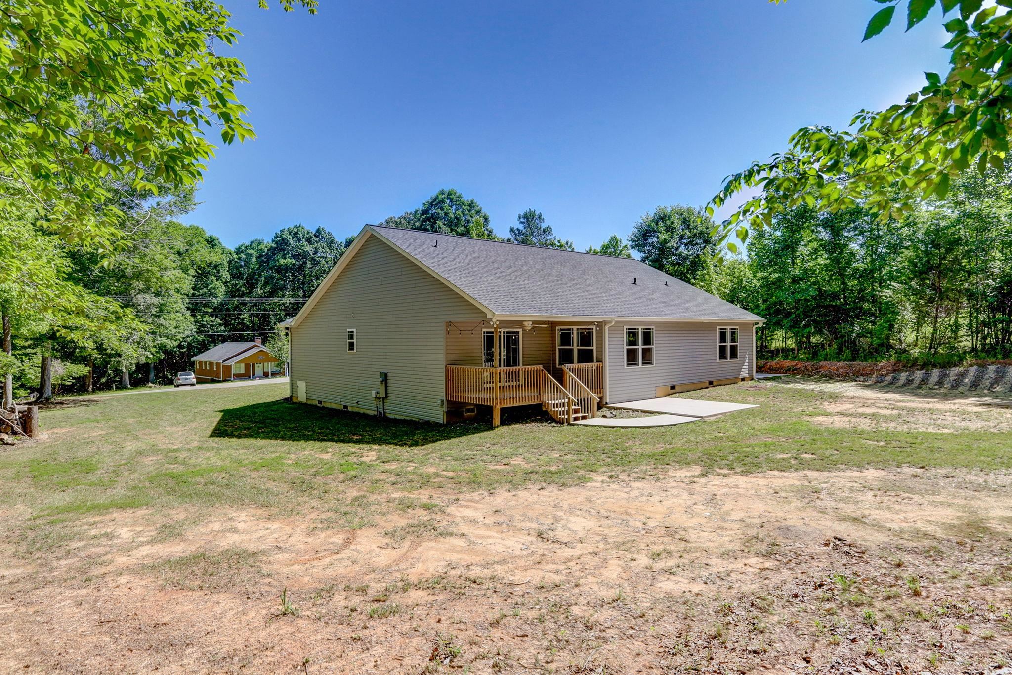661 Pearson Town Road Moore, SC 29369 - Photo 13 of 33