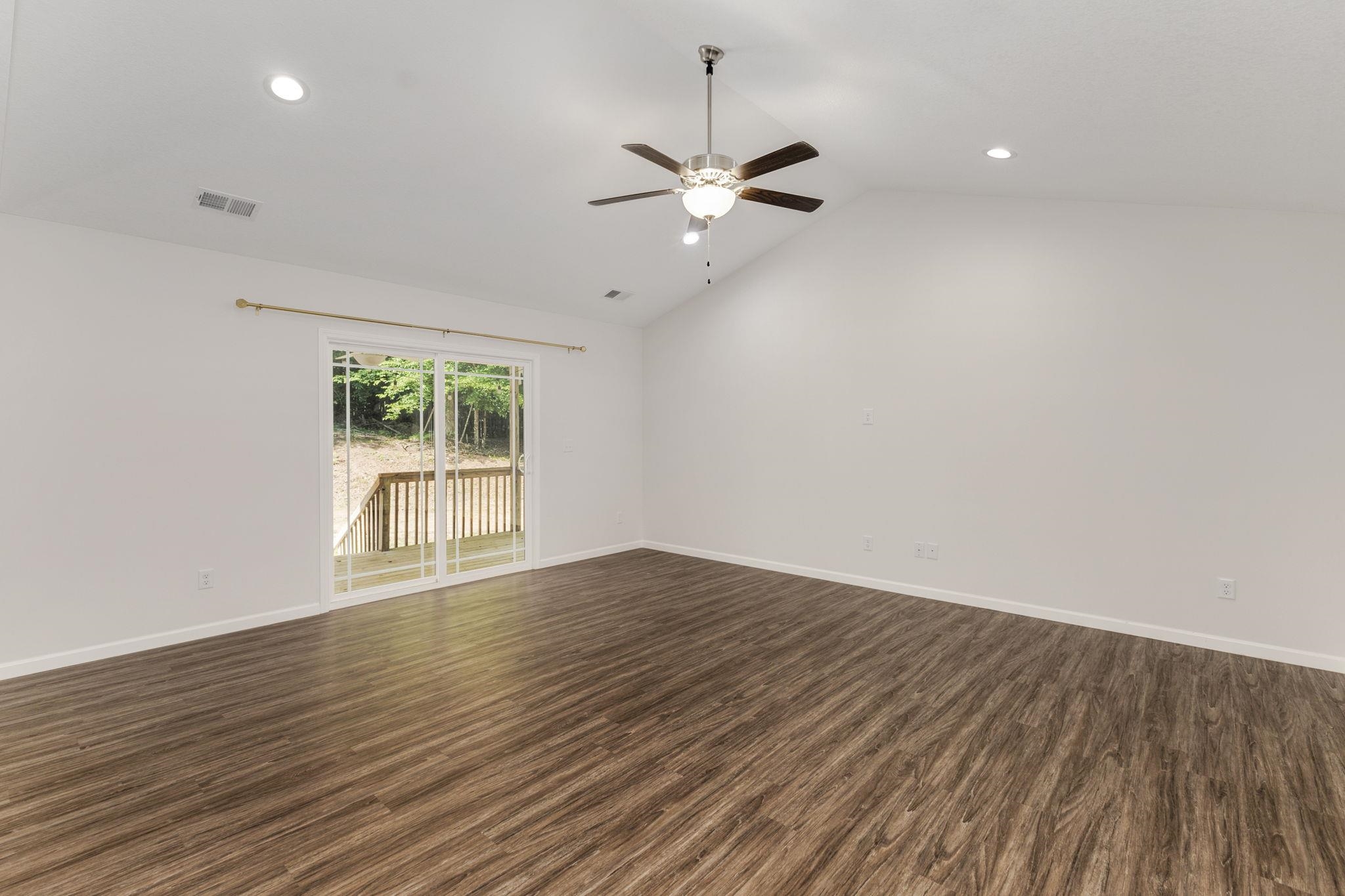 661 Pearson Town Road Moore, SC 29369 - Photo 3 of 33