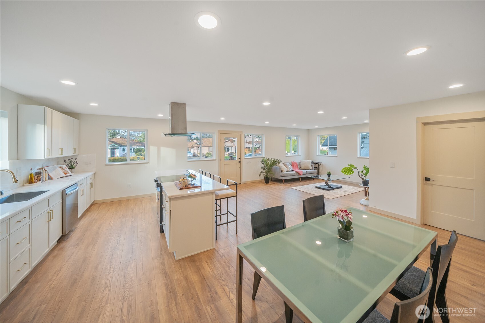 1249 Southwest 151st Street Burien, WA 98166 - Photo 7 of 23