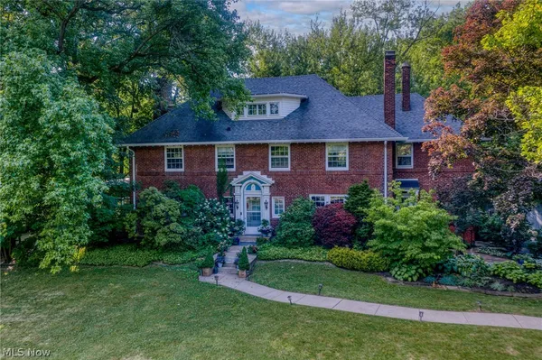 $1,100,000 | 2865 Fairfax Road, Cleveland Heights, OH 44118