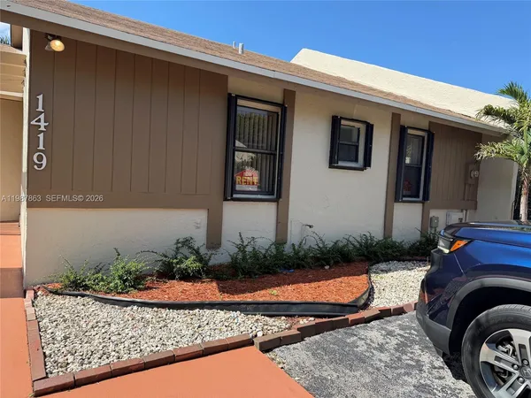 $2,350 | 1419 Yellowthroat Street, Homestead, FL 33035
