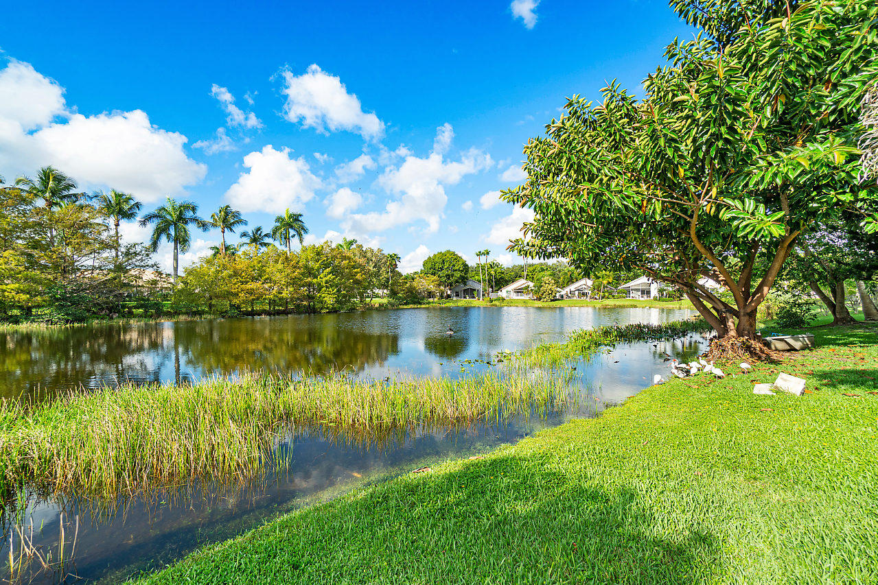 1767 Barnstable Road Wellington, FL 33414 - Photo 27 of 61 027-1767BarnstableRd-Wellington-FL-small