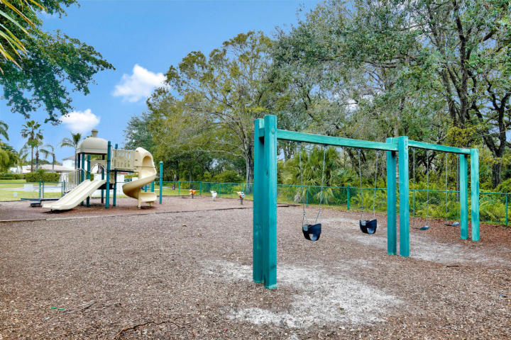 1767 Barnstable Road Wellington, FL 33414 - Photo 52 of 61 20190213223444403462000000-o